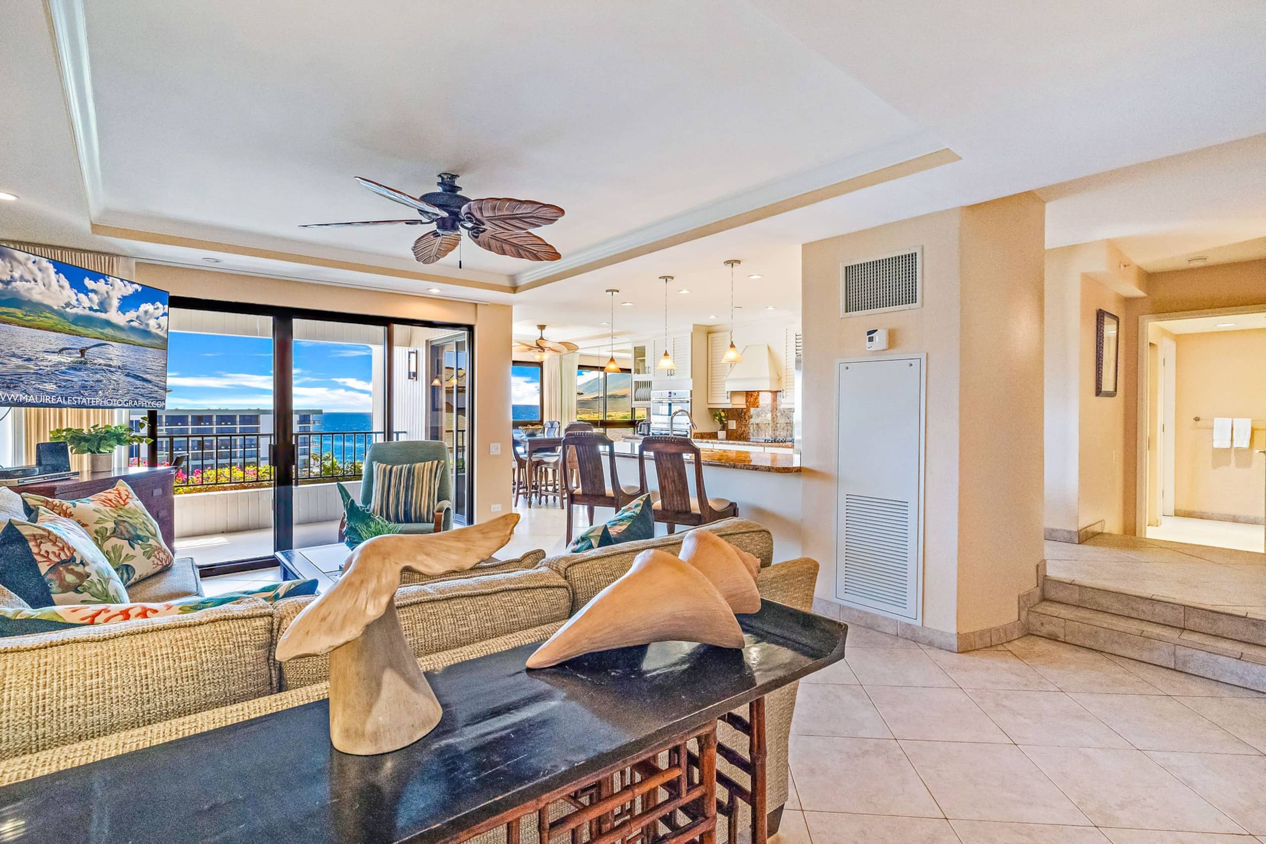 Condo in Lahaina · ★5.0 · 3 bedrooms · 5 beds · 2 shared baths - Image 11