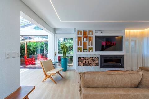 Casa Giardino - bath and pool, by the centr