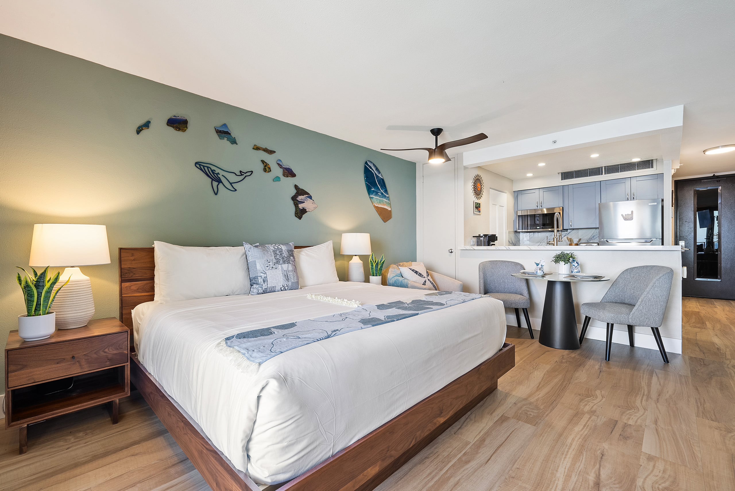 Condo in Lahaina · ★4.89 · 1 bedroom · 1 bed · 1 bath - Image 37