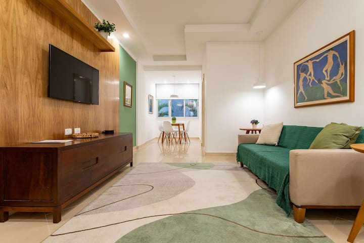 Novo. Vista Lateral para a Praia, 2 ou 3 quartos,