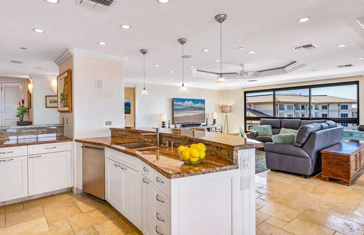 Kaanapali Alii 5BR Oceanfront Penthouse Offering! gallery image 4