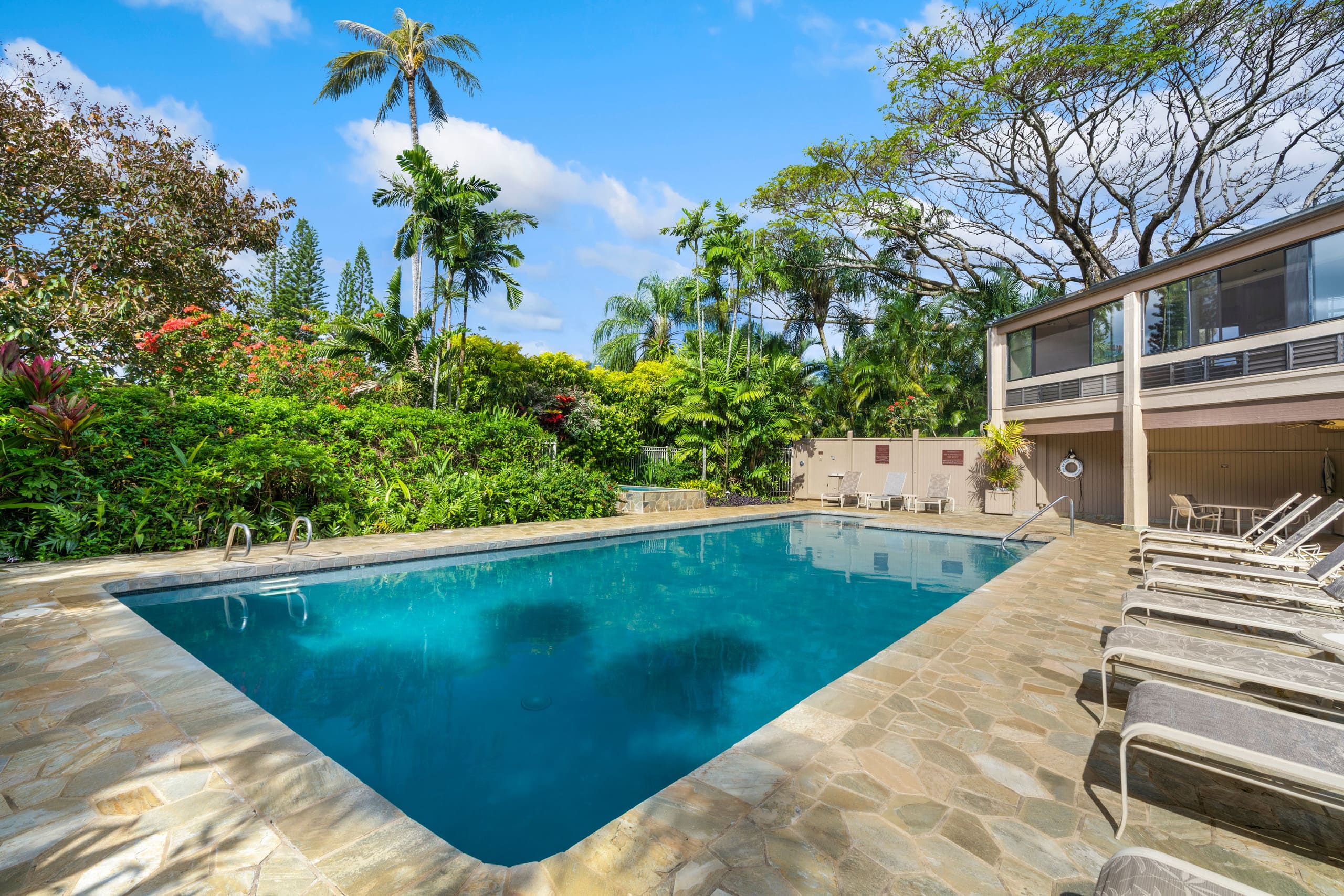 Condo in Princeville · ★4.94 · 1 bedroom · 1 bed · 1 bath - Image 21