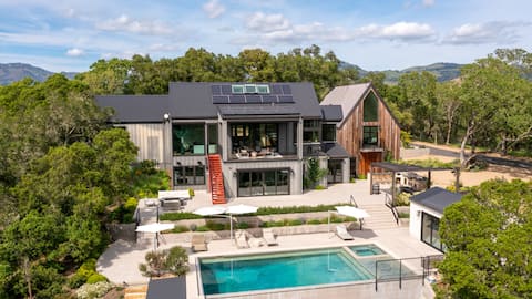 Luxurious Glen Ellen Oasis with Pool