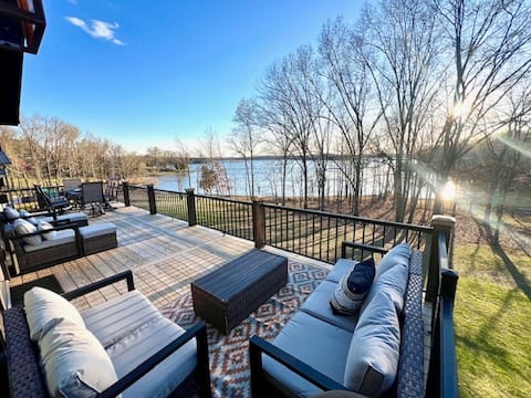 Tucked Away on the Ridge ~ Quiet Fall Lake Retreat