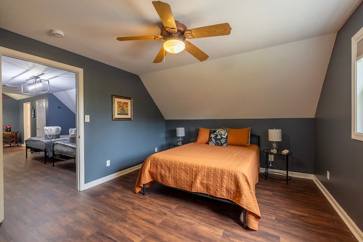 49 N6A1568 HDR