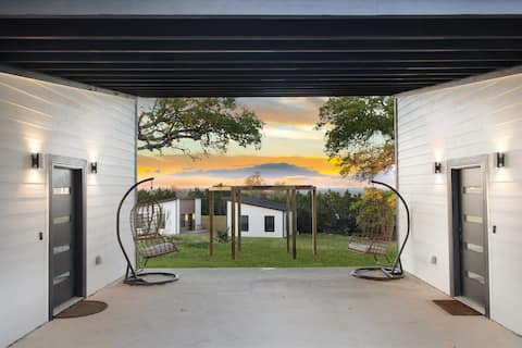 2 Serene Hill Country Casitas~Scenic View~Patio