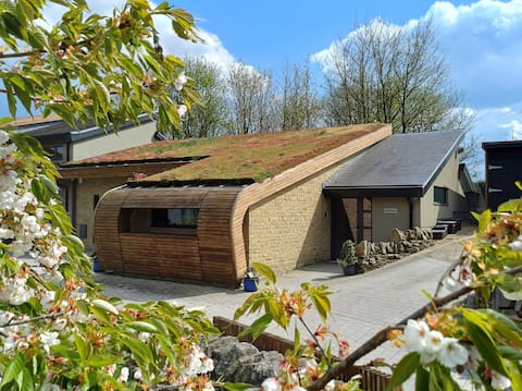 3 Bed in Thurlstone (94342)