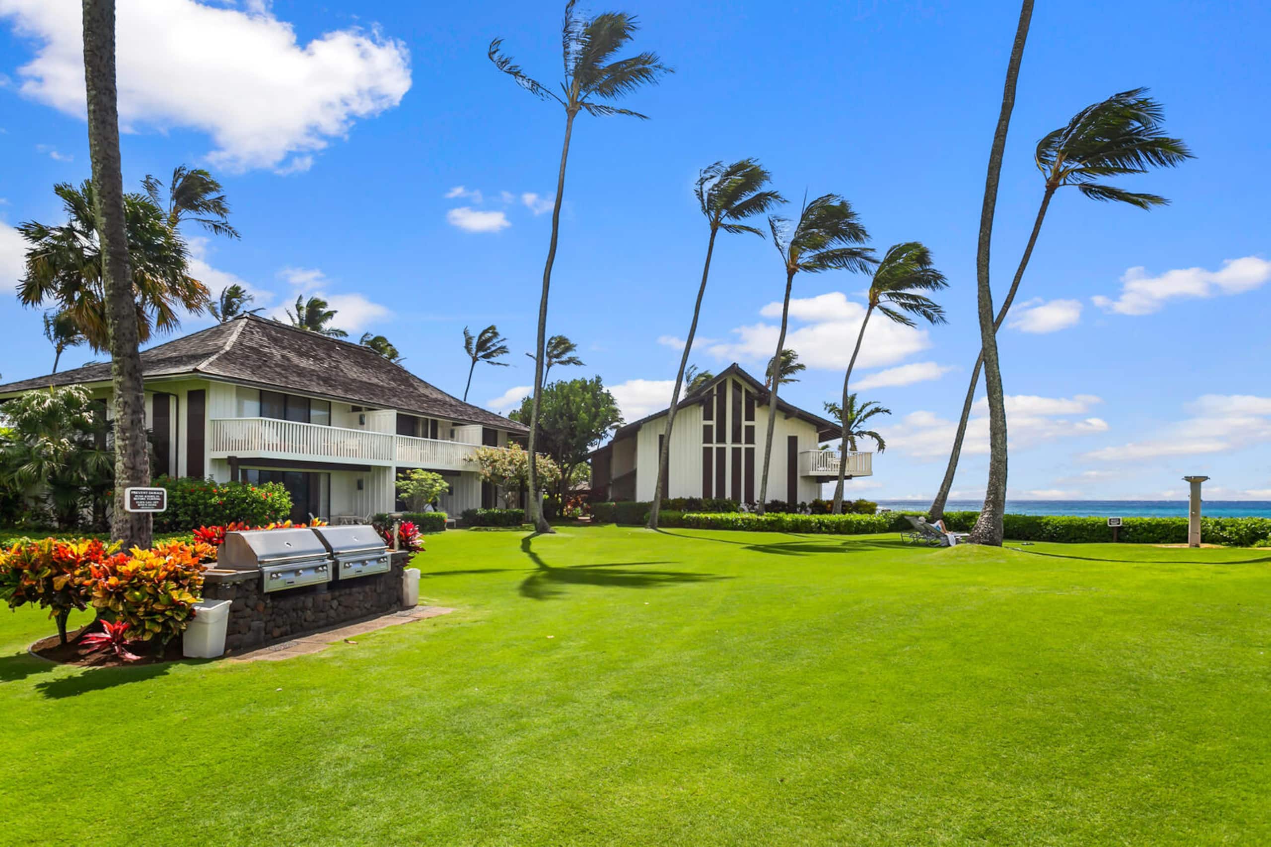 KP9 Beachfront Ocean View | AC • Pool • Modern - Image 34