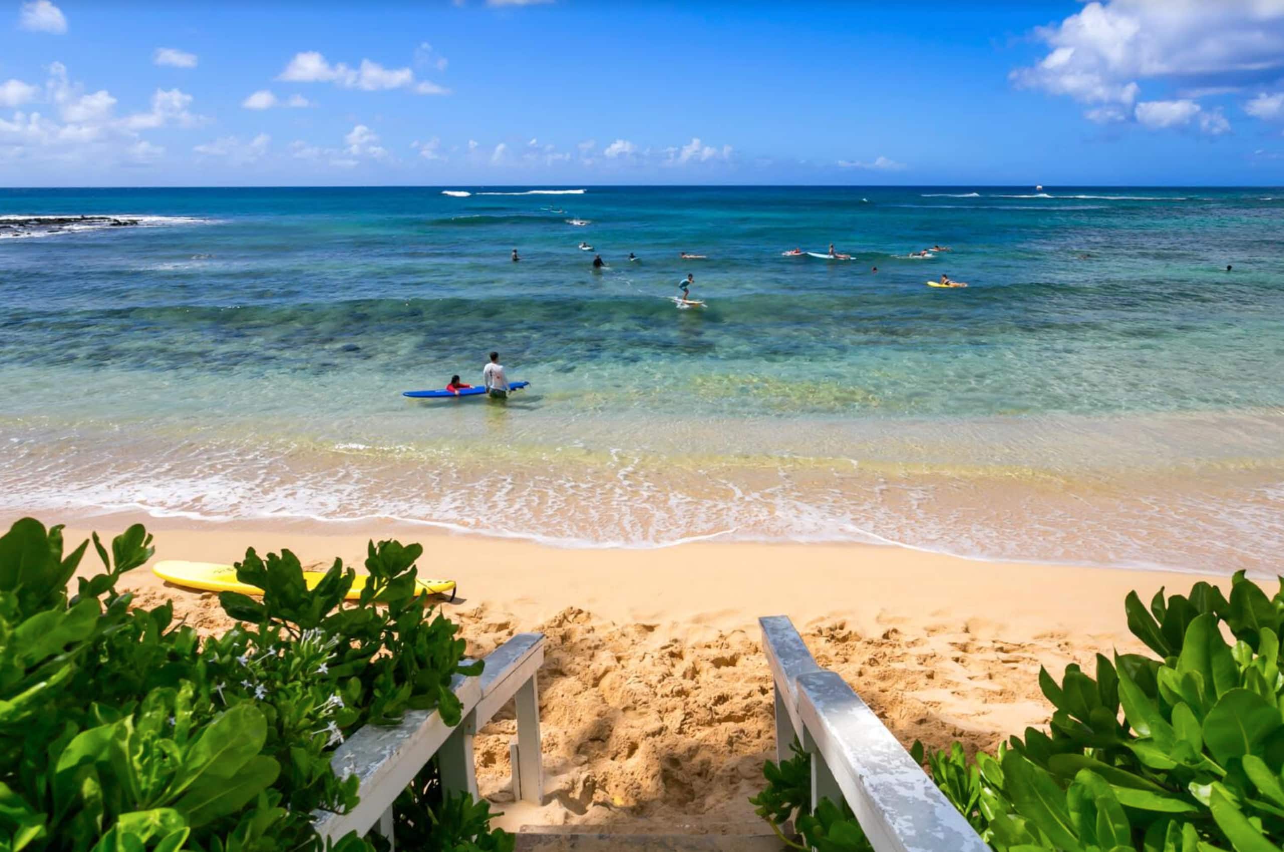 KP9 Beachfront Ocean View | AC • Pool • Modern - Image 59