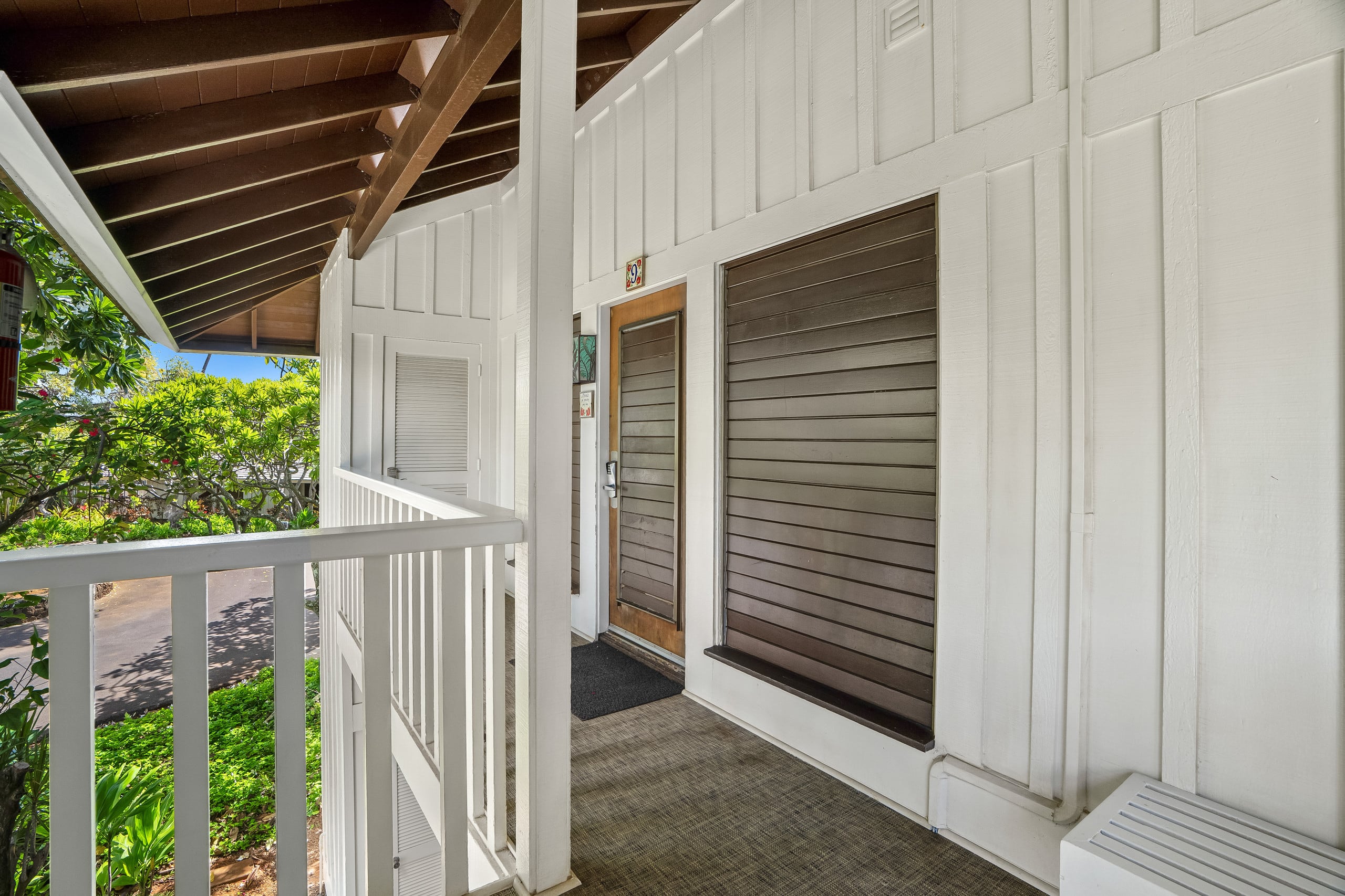KP9 Beachfront Ocean View | AC • Pool • Modern - Image 23