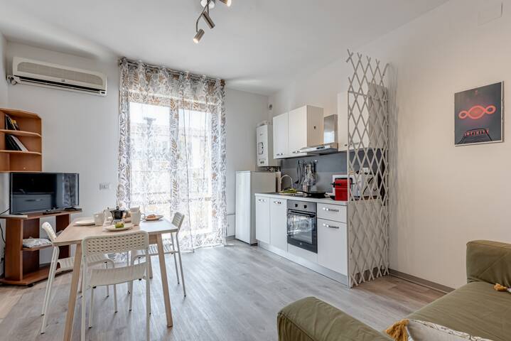 Pavone – Sweet Dreams in Florence gallery image 2