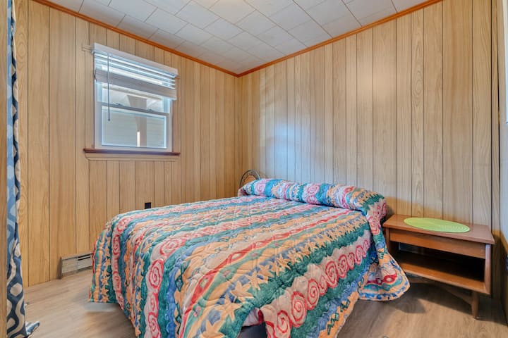 Брачен кревет (широк 180-220 см)_ спална