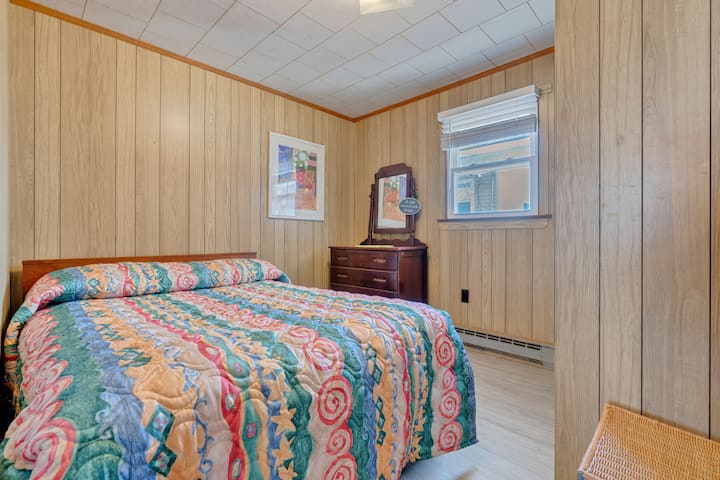 Брачен кревет (широк 180-220 см)_ спална