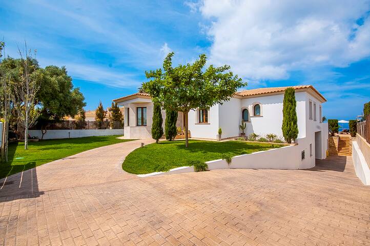 Villa Voramar gallery image 2