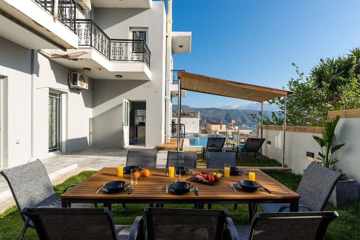 SeaViewHeaven gallery image 2