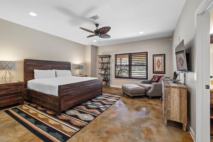 卧室2 -特大号床