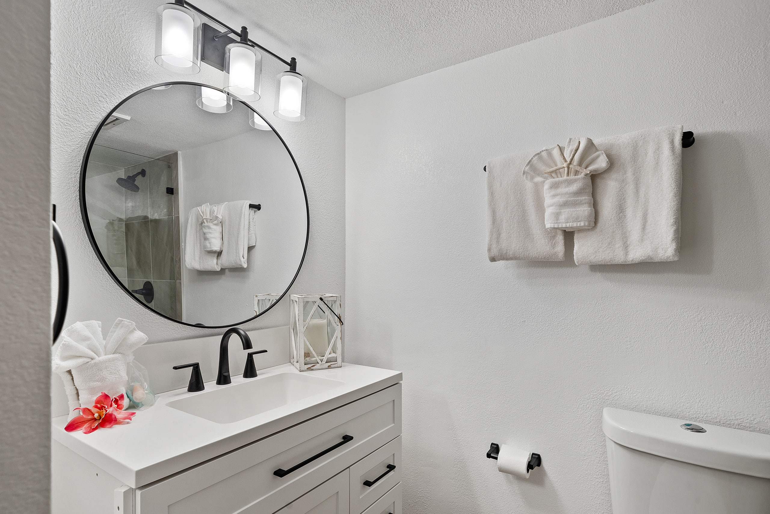 Condo in Kihei · ★5.0 · 1 bedroom · 2 beds · 2 baths - Image 28