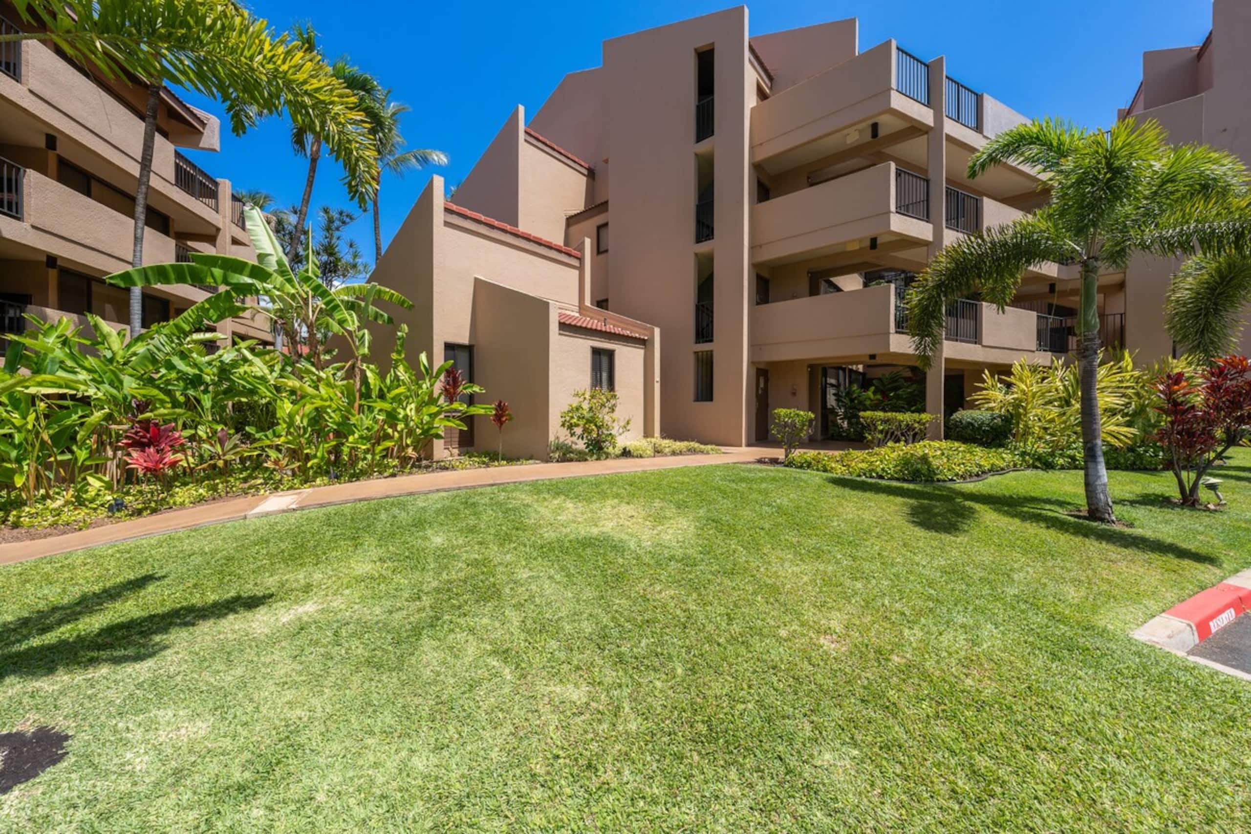 Condo in Kihei · ★5.0 · 1 bedroom · 2 beds · 2 baths - Image 40