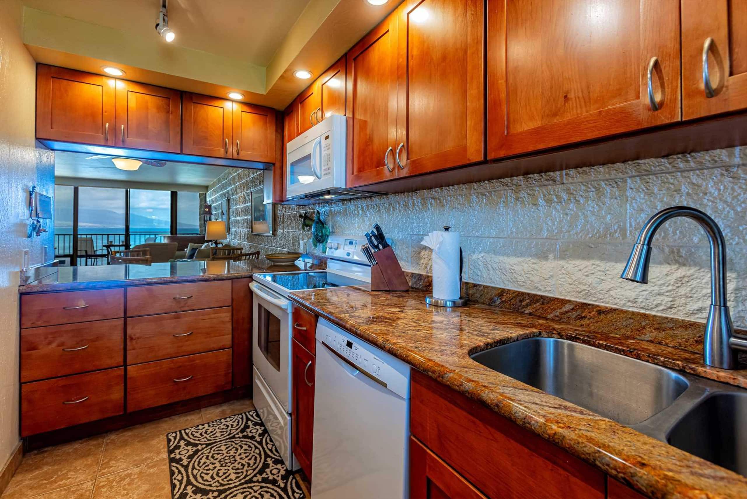 Condo in Wailuku · ★4.71 · 2 bedrooms · 3 beds · 2 baths - Image 14
