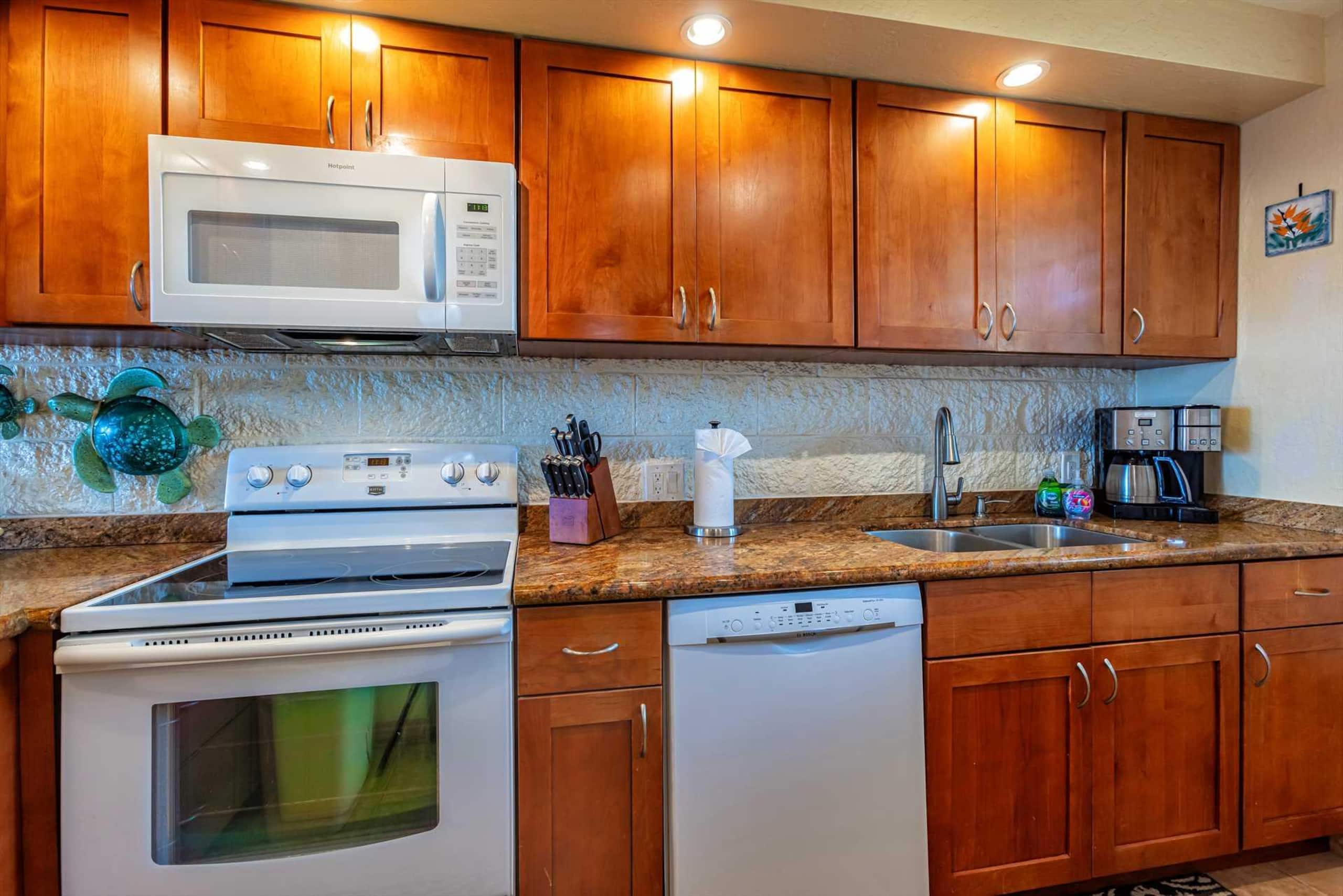 Condo in Wailuku · ★4.71 · 2 bedrooms · 3 beds · 2 baths - Image 13