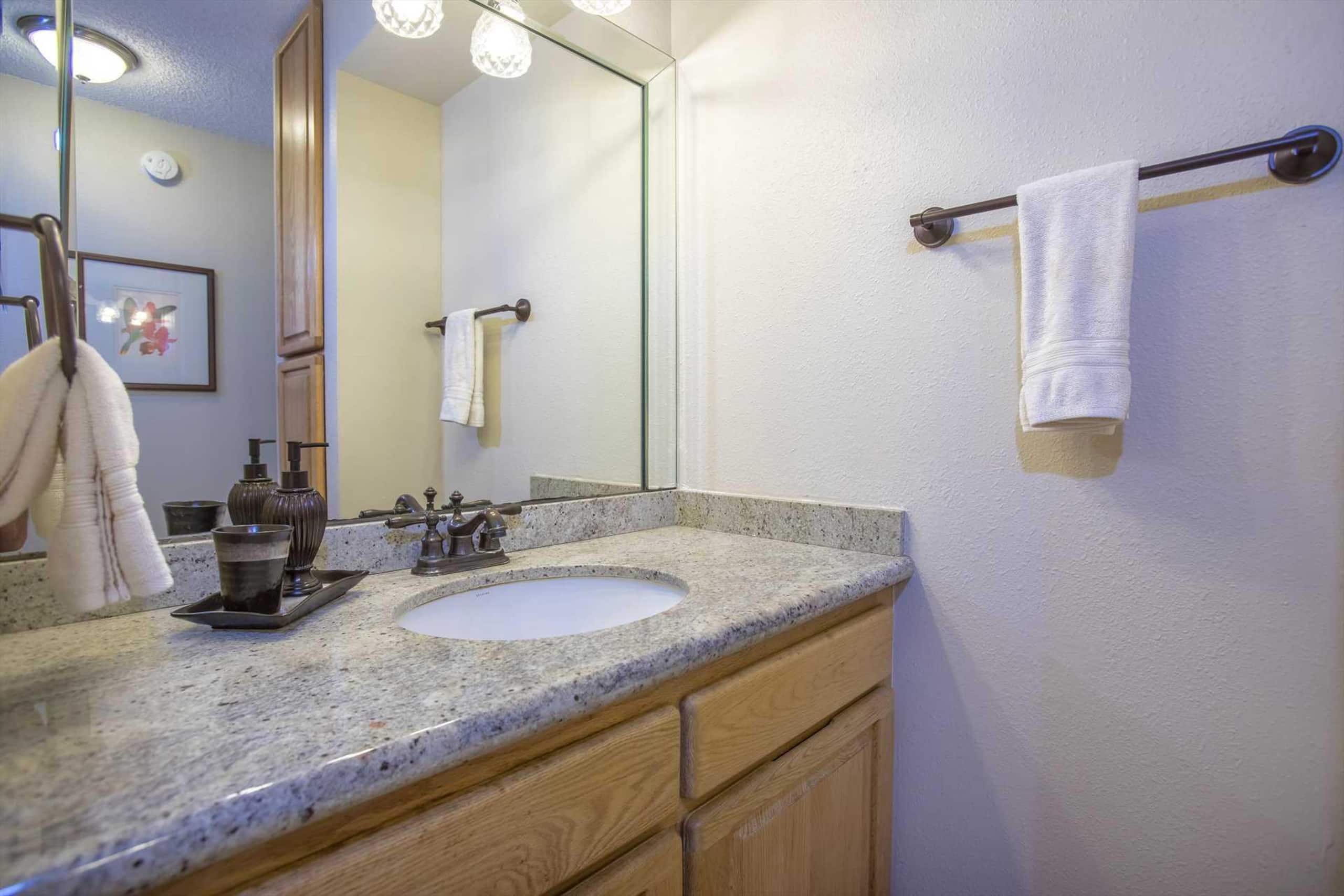 Condo in Kihei · ★4.85 · 1 bedroom · 2 beds · 1 bath - Image 21