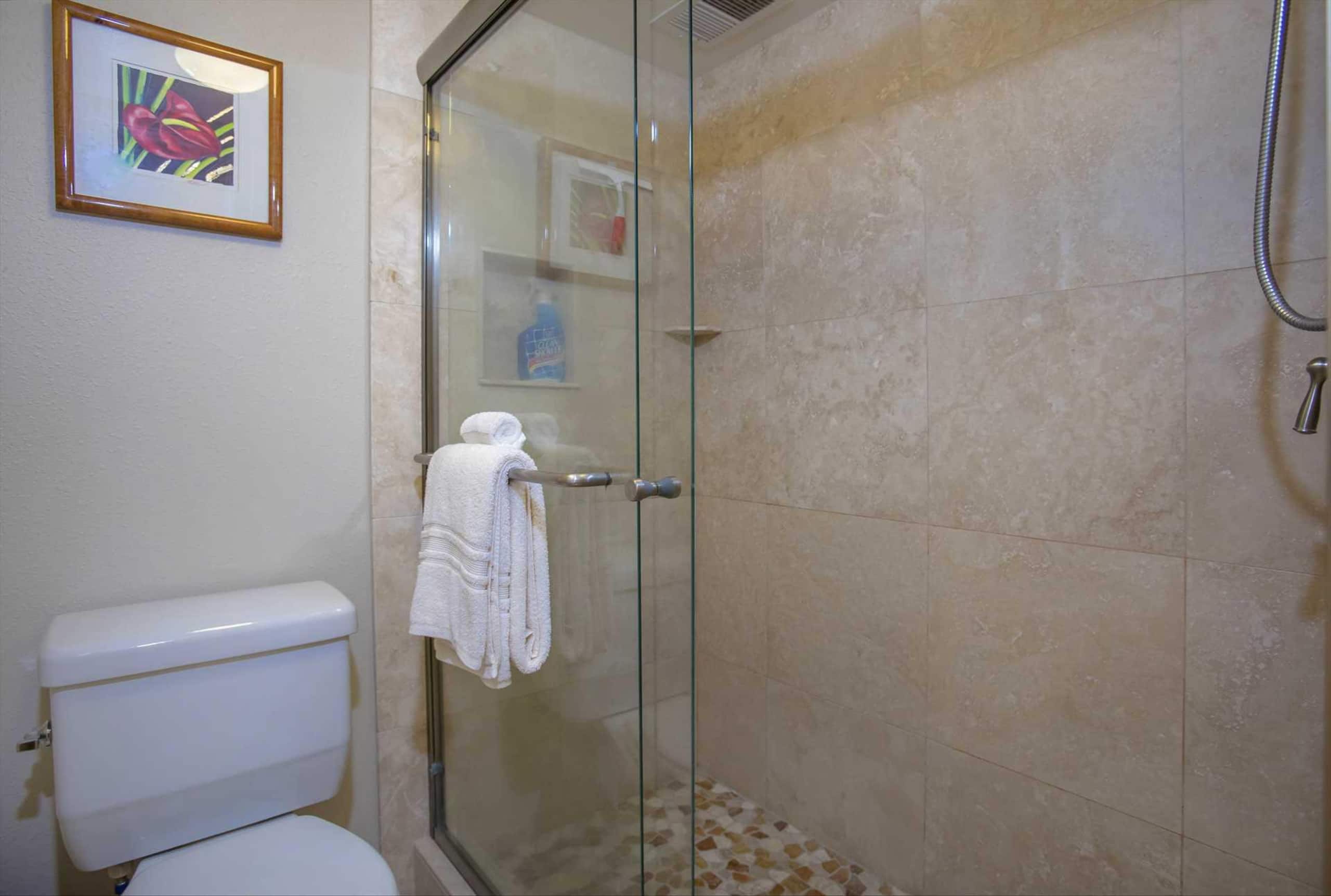 Condo in Kihei · ★4.85 · 1 bedroom · 2 beds · 1 bath - Image 18