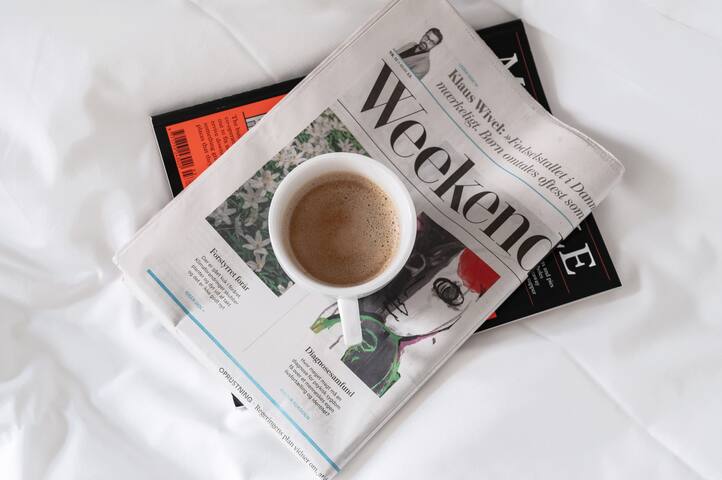 Queens Courtyard 2BR apartment by Daniel&Jacob’s gallery image 3