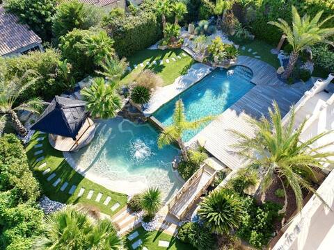 Villa Halo, Lagoon Pool, and Breathtaking Views