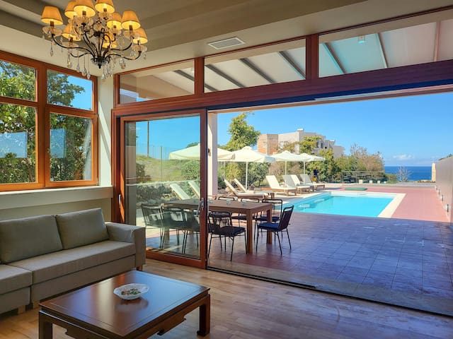 Luxury Villa Mikaela