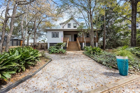 Cabin Creek - Creek Front - 4 Bedrooms