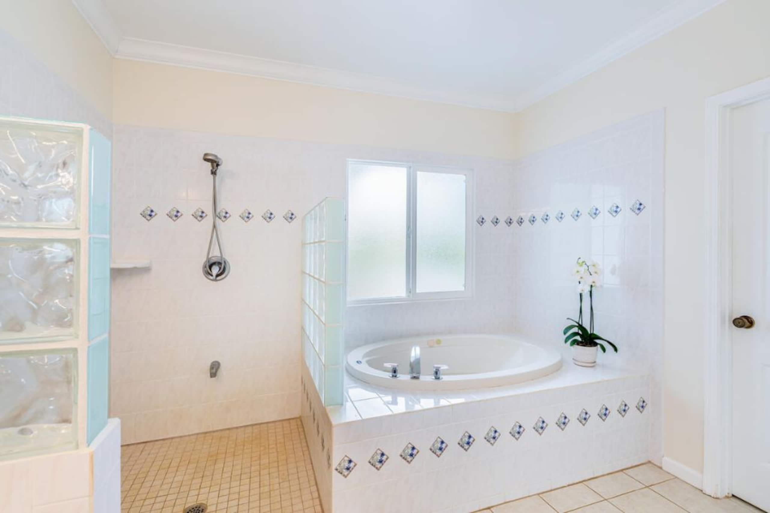 Home in Princeville · ★5.0 · 3 bedrooms · 4 beds · 2 baths - Image 22