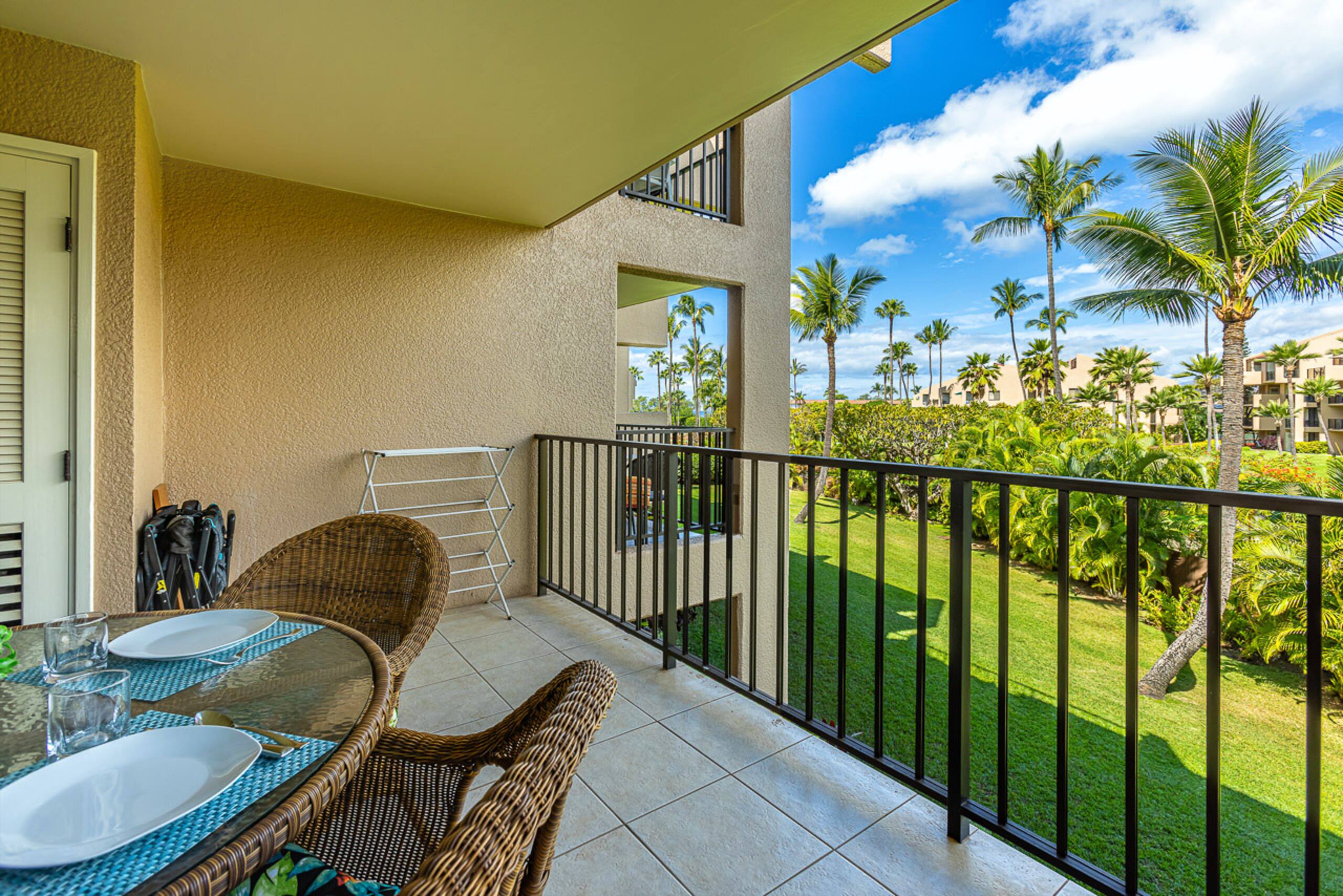 Condo in Kihei · ★4.33 · 1 bedroom · 2 beds · 2 shared baths - Image 6