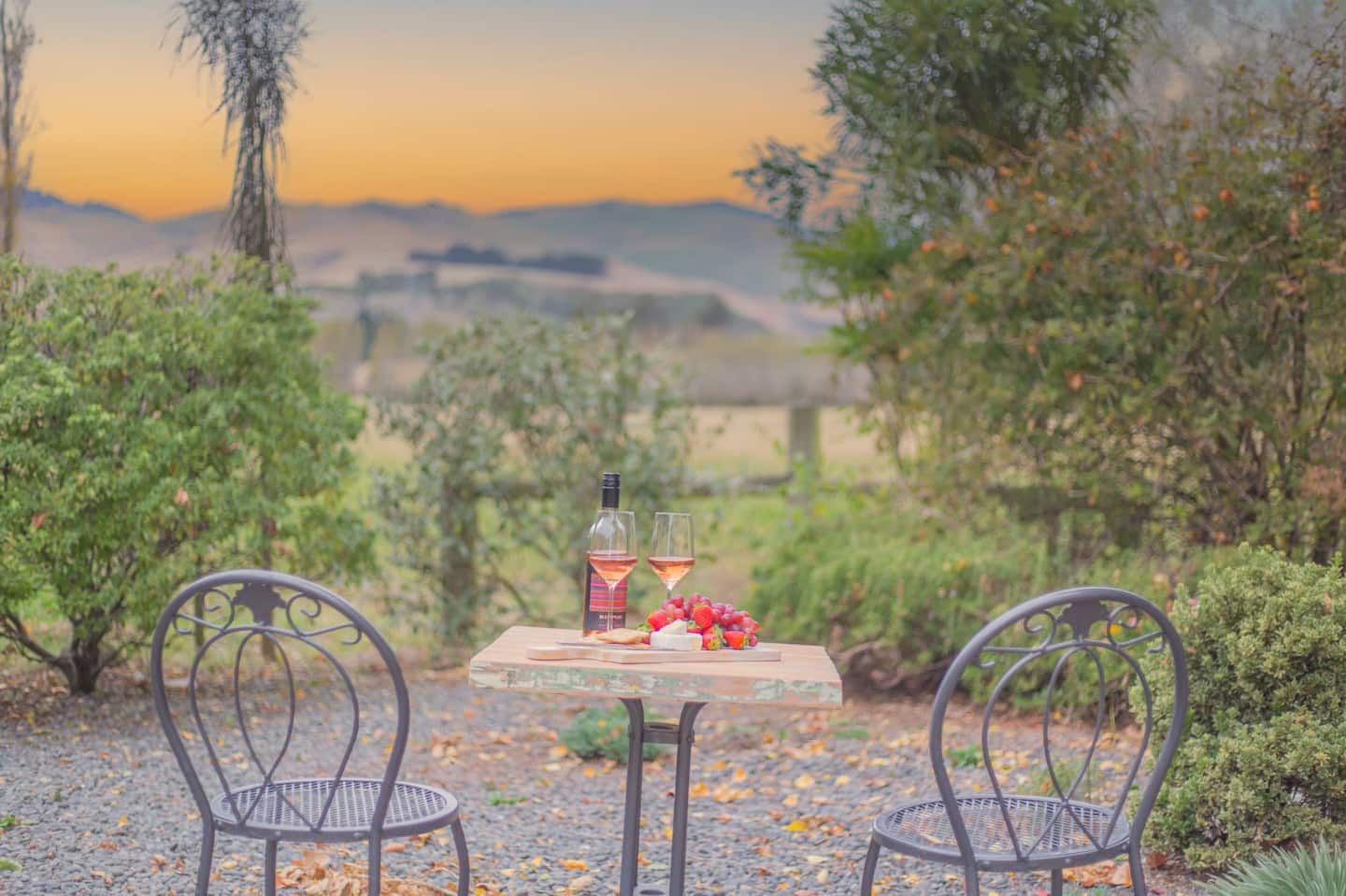 City Break Cottage For Couples 27 Mins Chc Airport 3