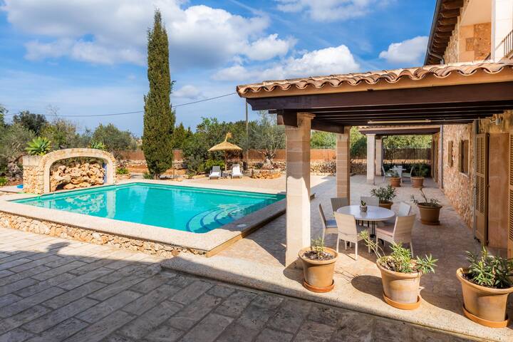 Short Can Capità Familiar Superior2 gallery image 2