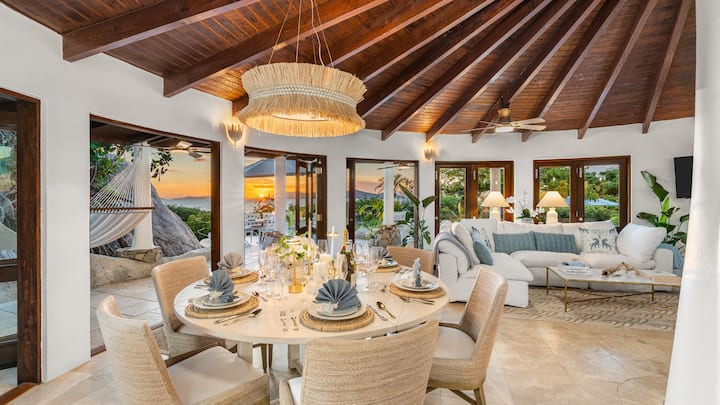 On The Rocks Luxury Villa, BVI - Houses for Rent in Spanish Town