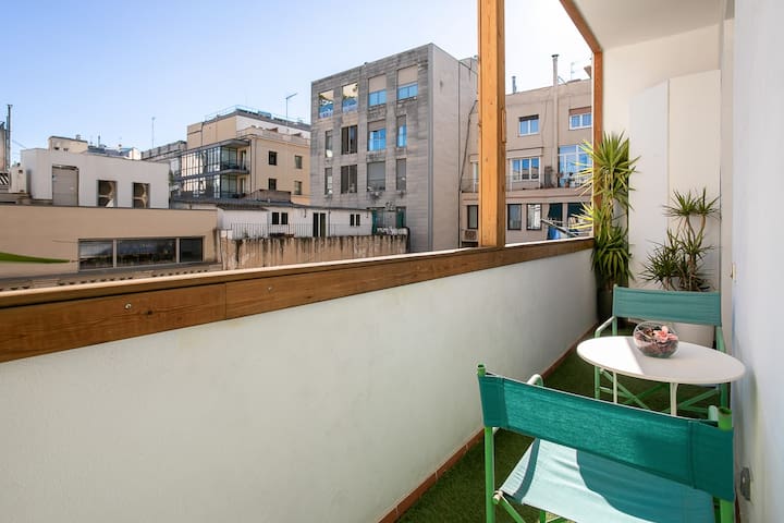 Paseo de Gracia modern 4BD with Terrace gallery image 3