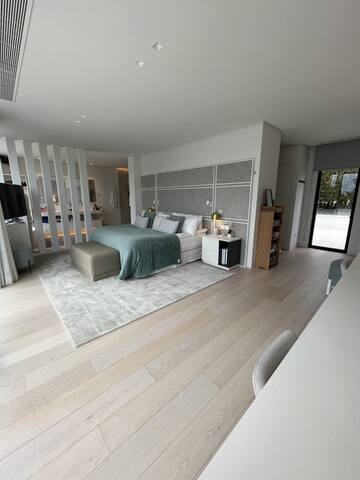 Luxury Villa with Private Pool and Cinema