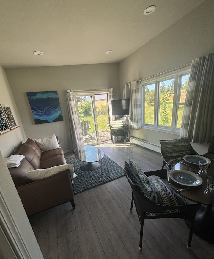 Sunflower Resort Arnica Cabin ~ King/queen - Twisp, WA