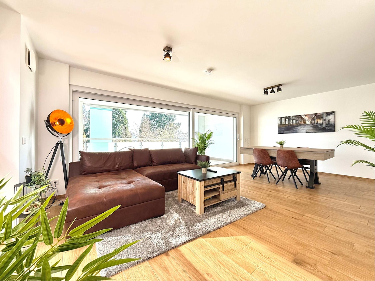 Leistungsstarkes Airbnb: Happy Living – Lake Constance, billiards & balcony in Friedrichshafen