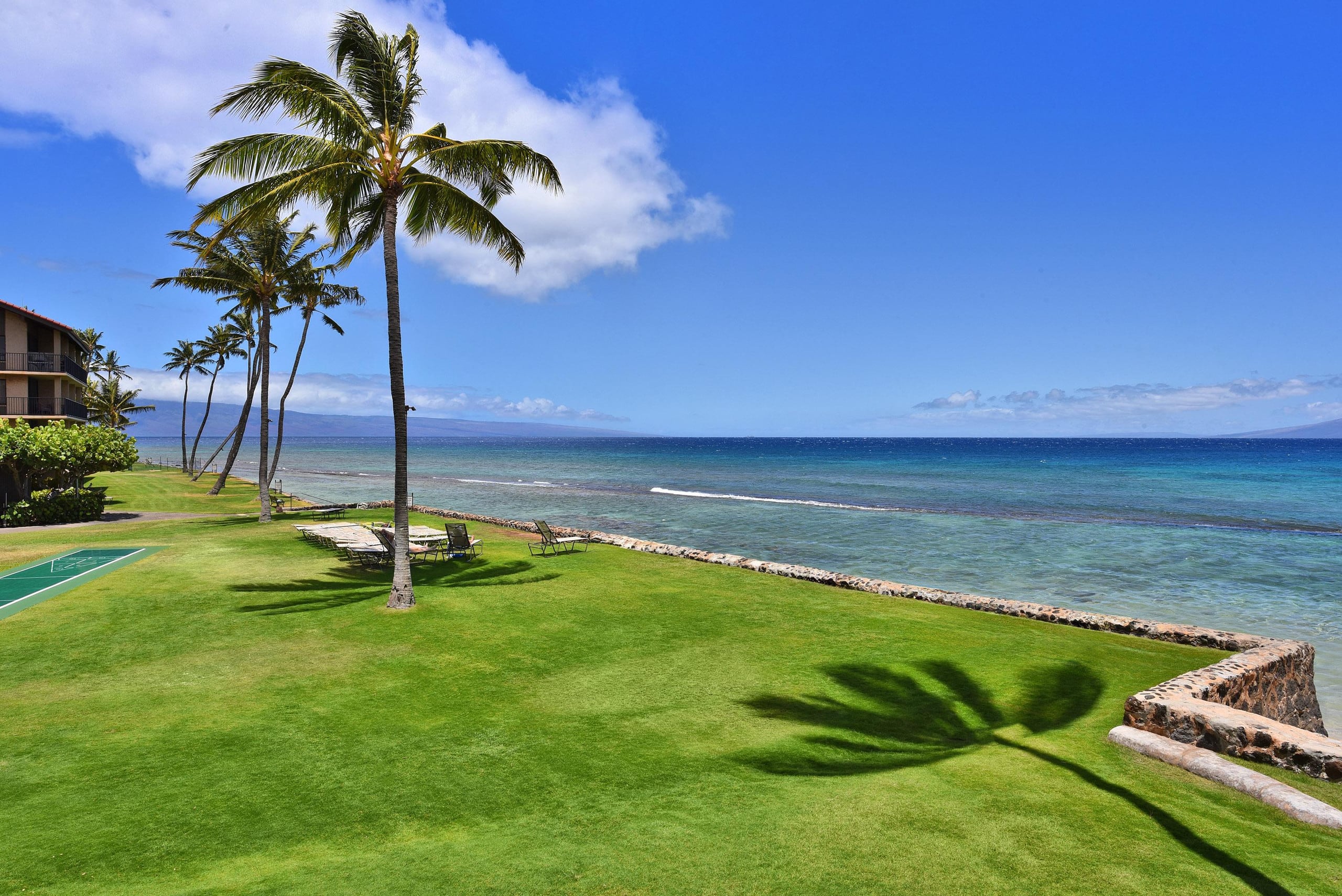 Condo in Lahaina · ★5.0 · 1 bedroom · 2 beds · 1 bath - Image 32