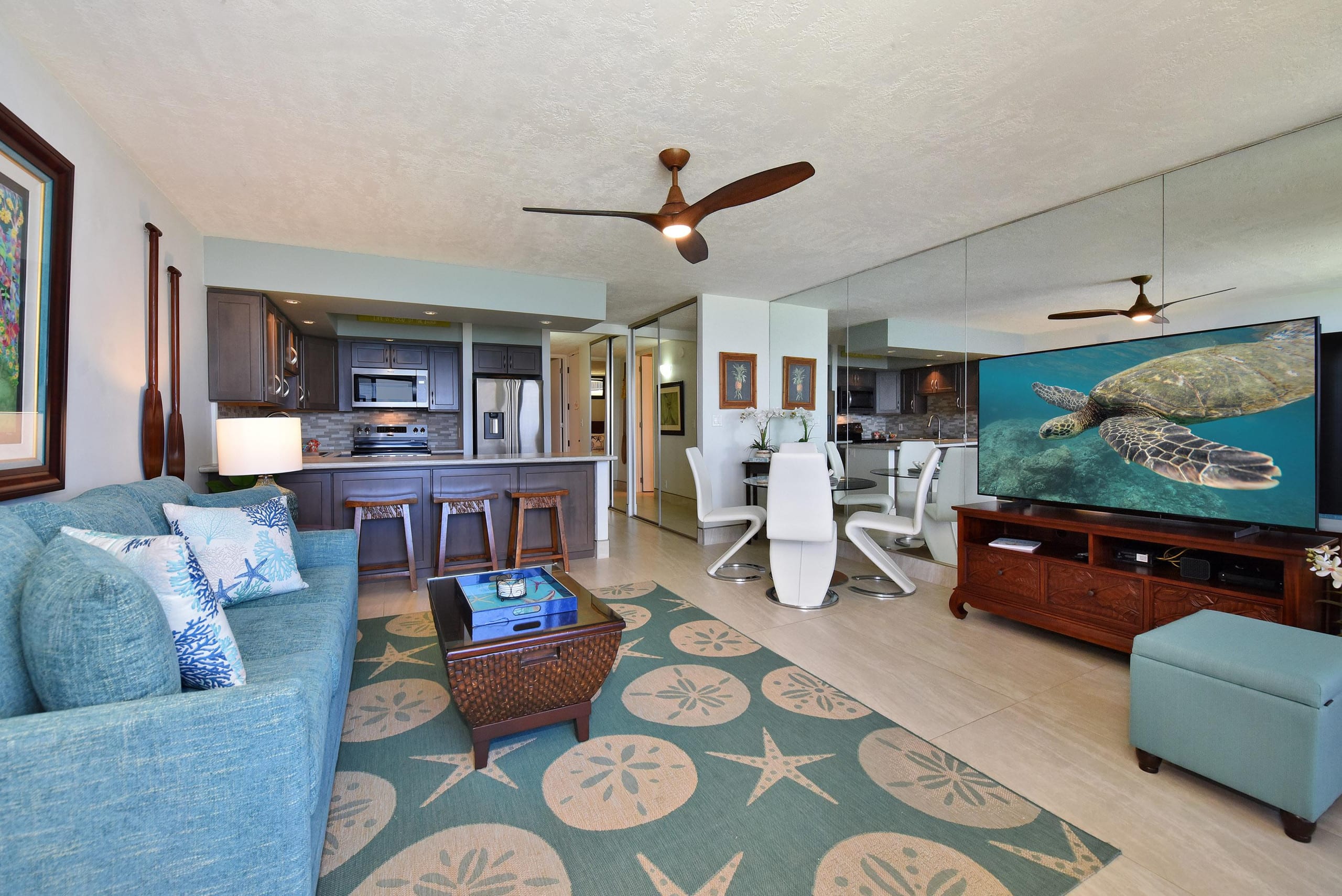 Condo in Lahaina · ★5.0 · 1 bedroom · 2 beds · 1 bath - Image 4