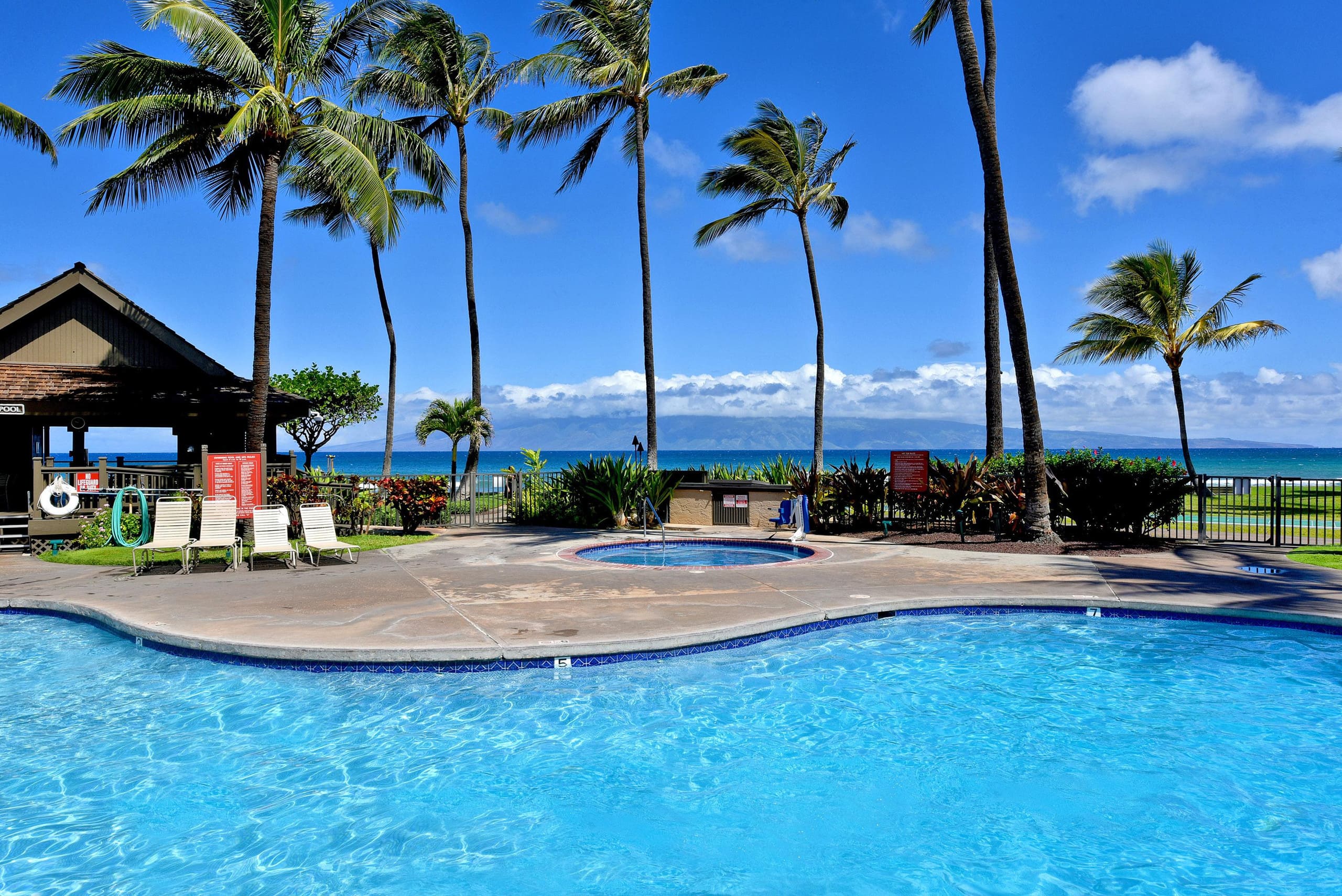 Condo in Lahaina · ★5.0 · 1 bedroom · 2 beds · 1 bath - Image 36