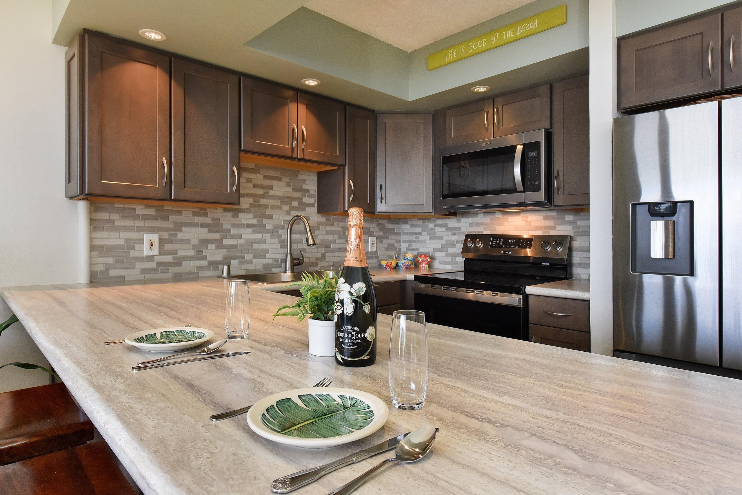 Condo in Lahaina · ★5.0 · 1 bedroom · 2 beds · 1 bath - Image 6