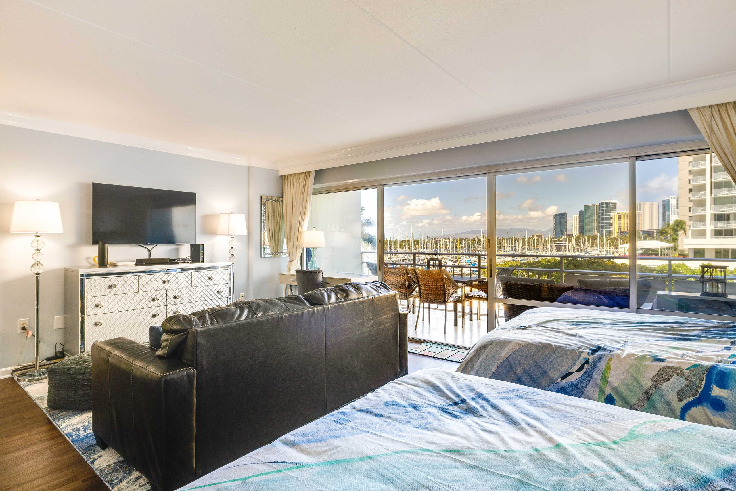 Honolulu Studio w/ Ocean View: Parking Included! - Image 8