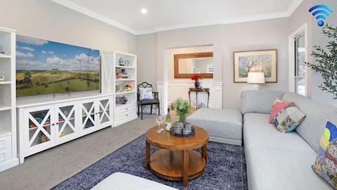 Lavender Haze – serene luxe retreat