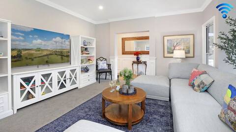 Lavender Haze – serene luxe retreat