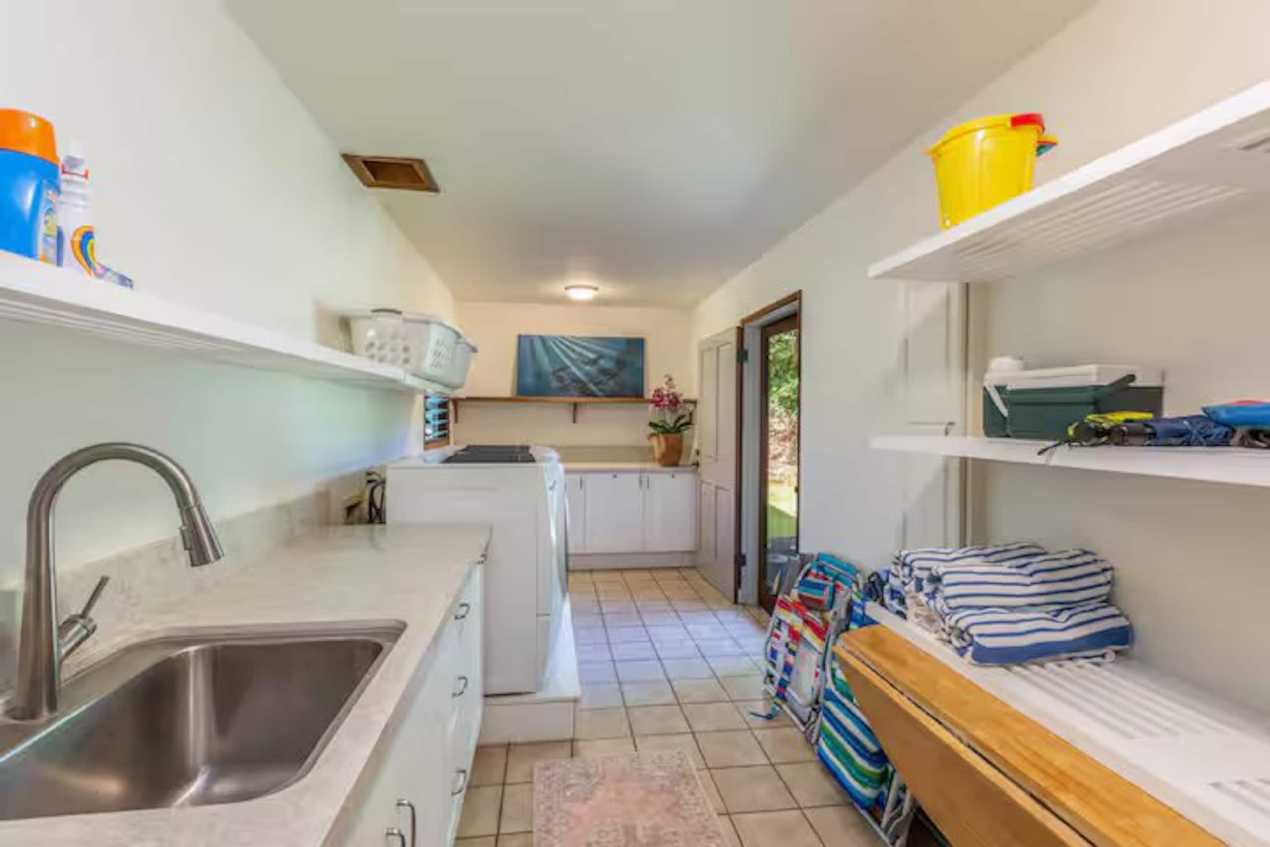 Home in Hanalei · ★4.9 · 3 bedrooms · 6 beds · 3 baths - Photo 30