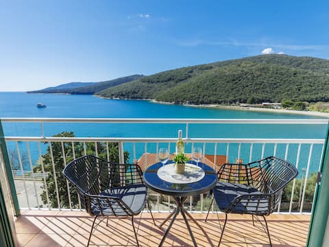 Popular Airbnb listing: Water and salt by Interhome in Rabac