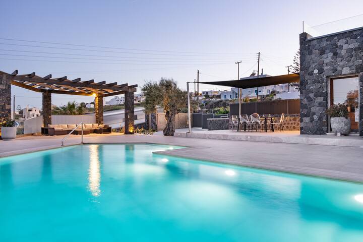 Amaranthine Villa gallery image 4