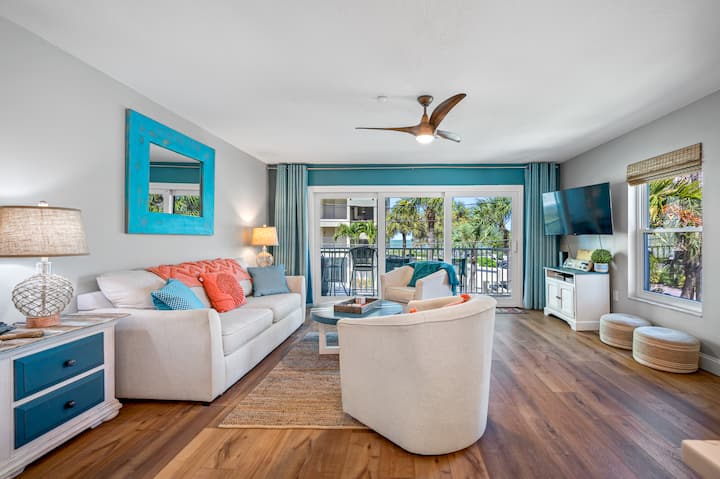 Beachside Villas 104a - Our Pool Is Open! - Indian Rocks Beach, FL